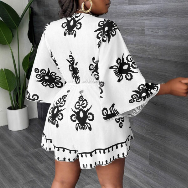 European And American Fashion Casual Bell Sleeve Women's V-neck Printed Clothes - Image 2